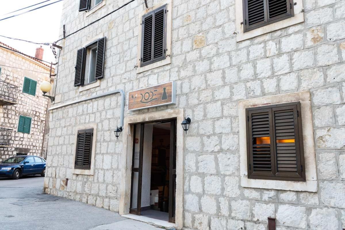 Apartments Magli Kaštela Екстериор снимка