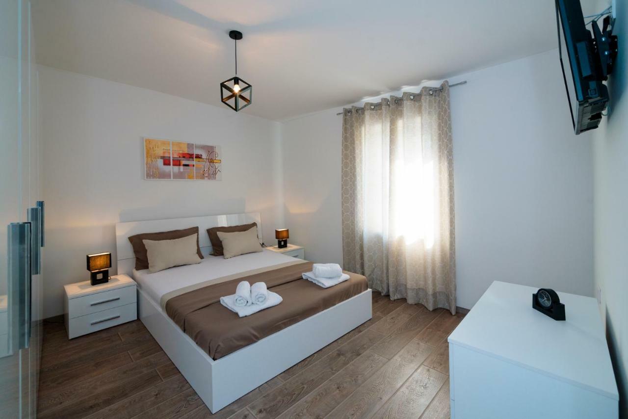 Apartments Magli Kaštela Екстериор снимка