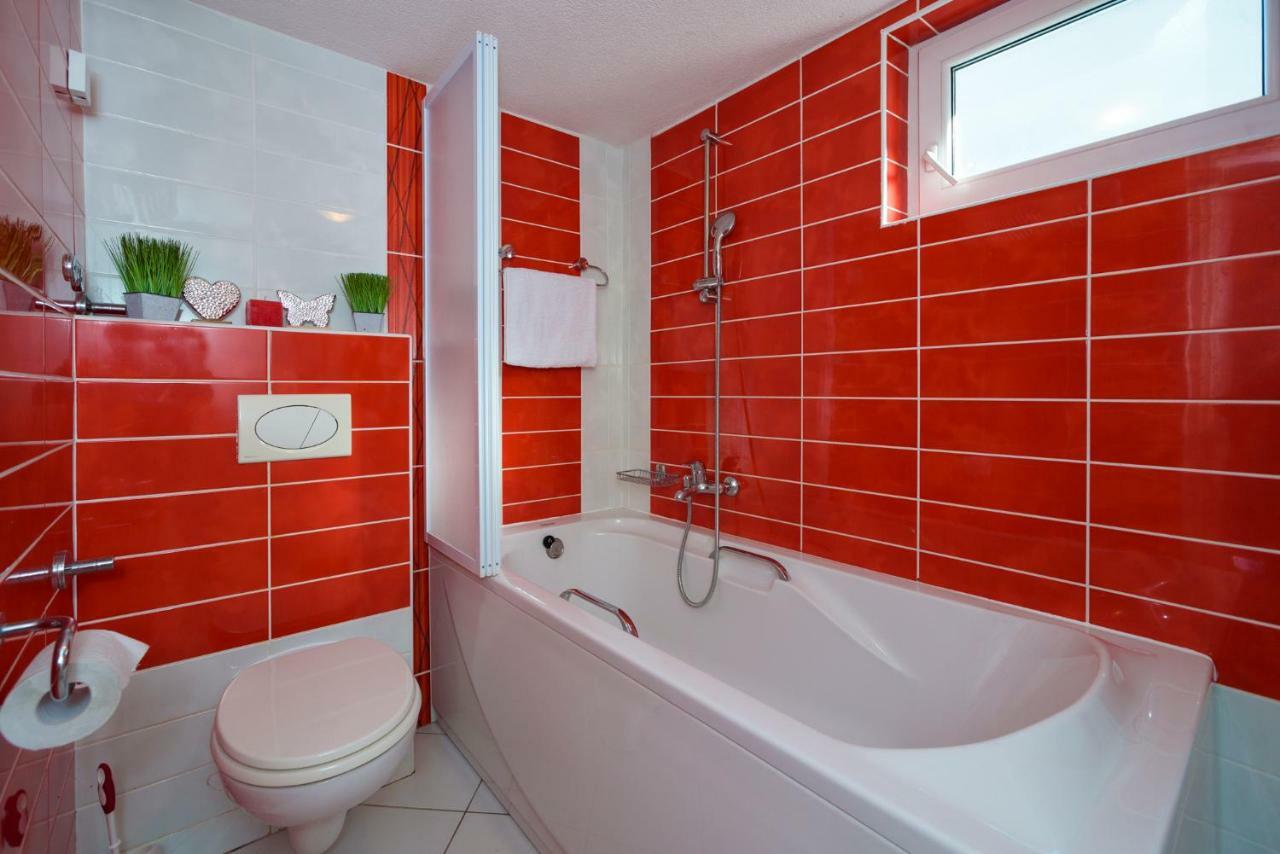 Apartments Magli Kaštela Екстериор снимка