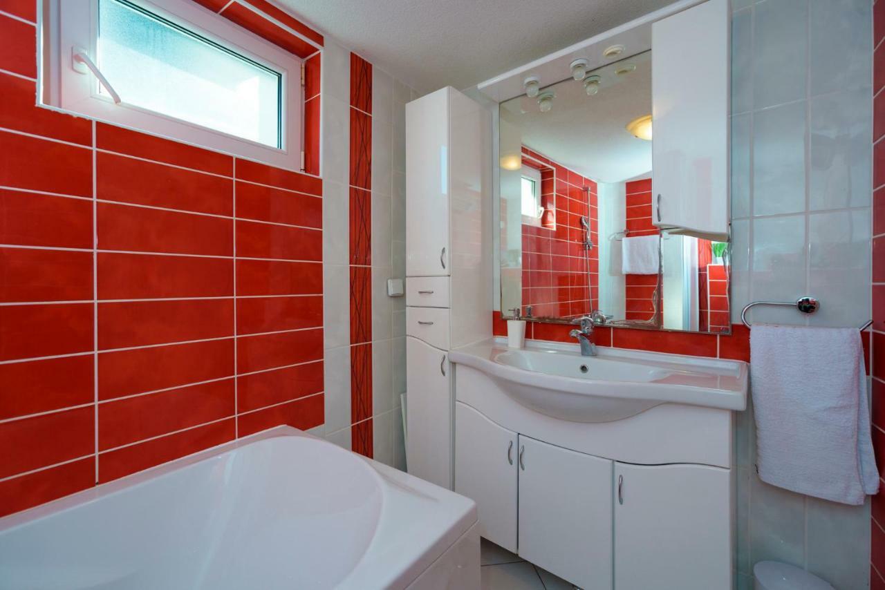 Apartments Magli Kaštela Екстериор снимка