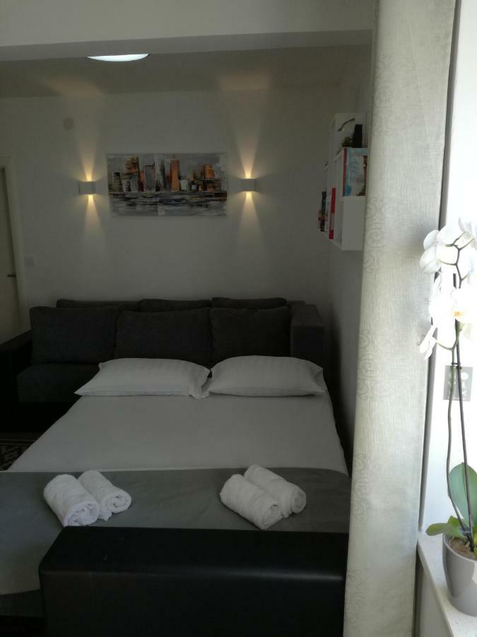 Apartments Magli Kaštela Екстериор снимка